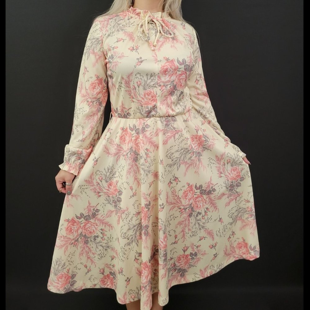 70s Lady Carol Long Sleeve Ruffle Tie Neck Dress